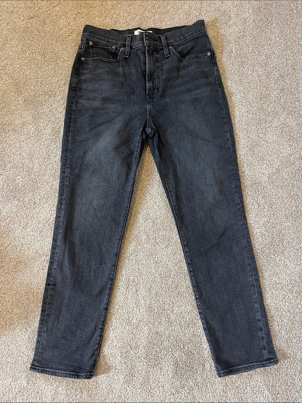 Madewell Women’s Slim Straight Black Wash Jeans